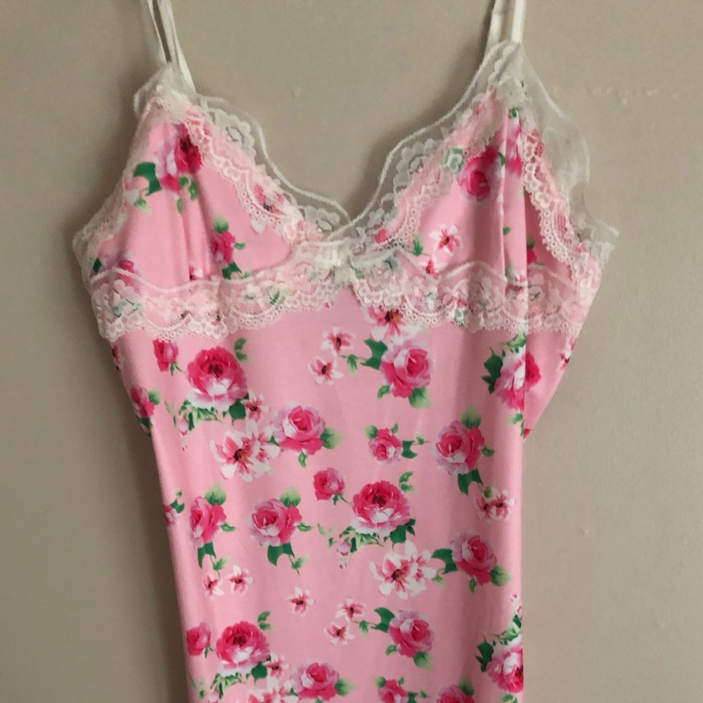 Pink floral lace dress!